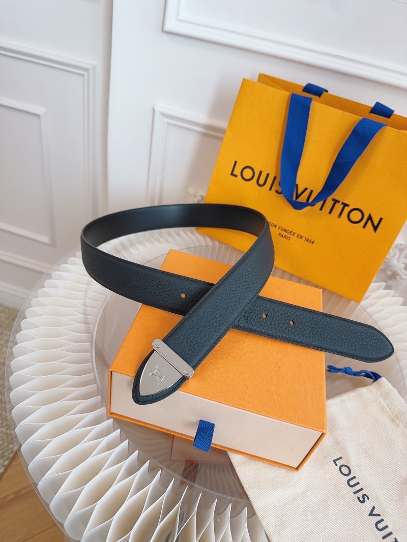l0vis Vvtt0n belts